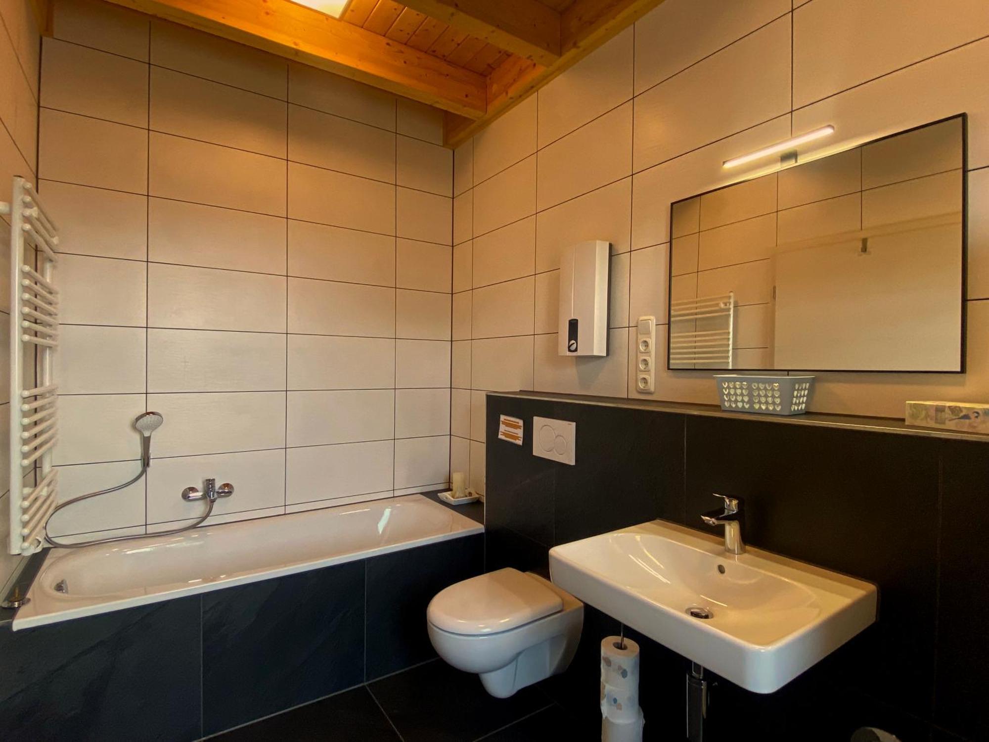 Ferienwohnung Am Weiher Kategorie 1 ニデッケン エクステリア 写真