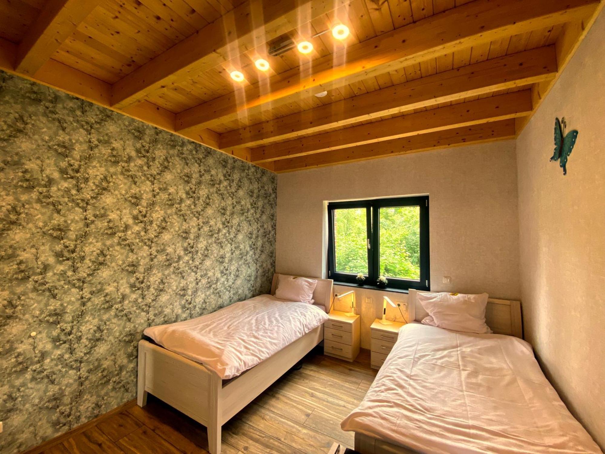 Ferienwohnung Am Weiher Kategorie 1 ニデッケン エクステリア 写真