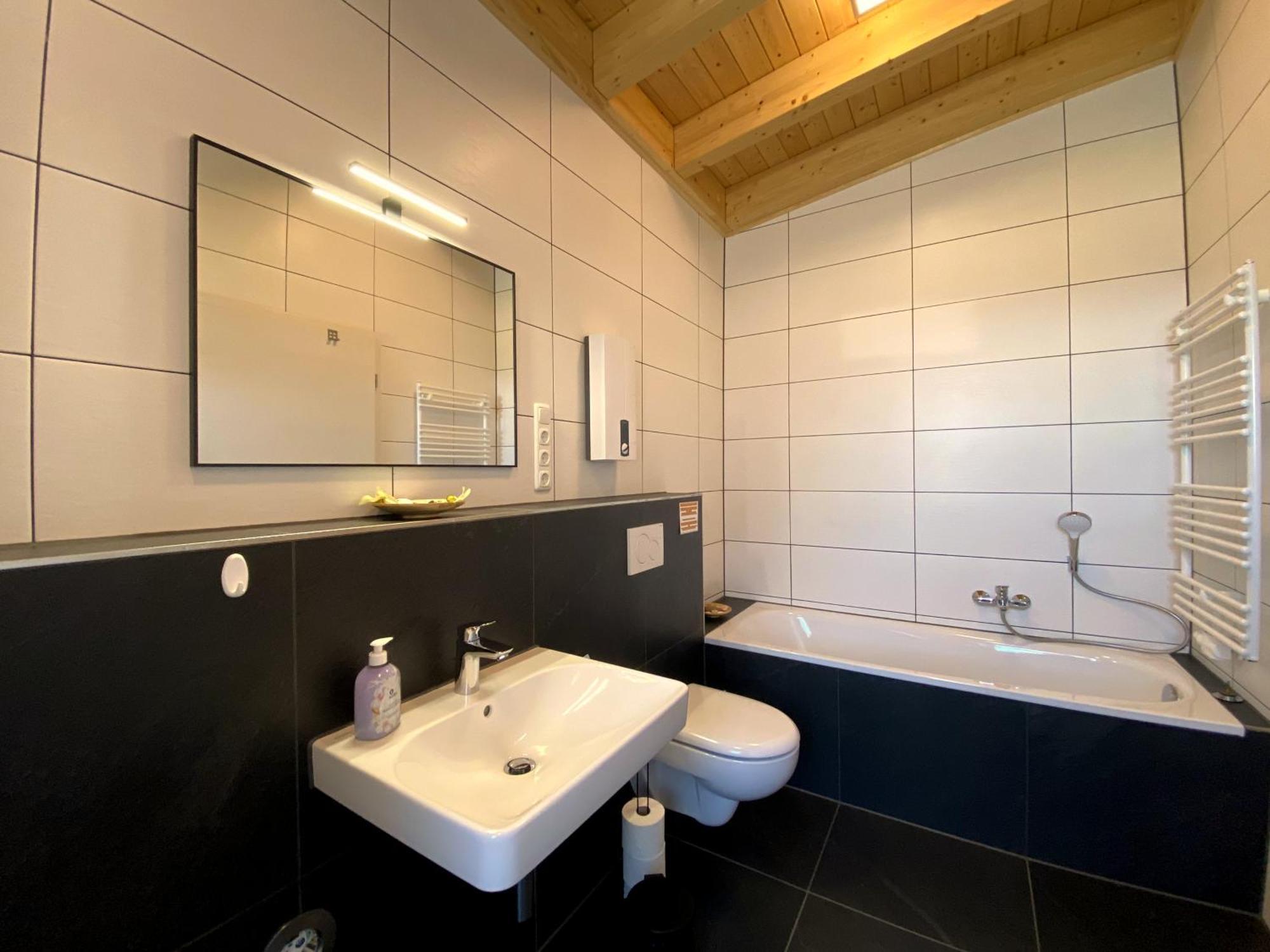 Ferienwohnung Am Weiher Kategorie 1 ニデッケン エクステリア 写真